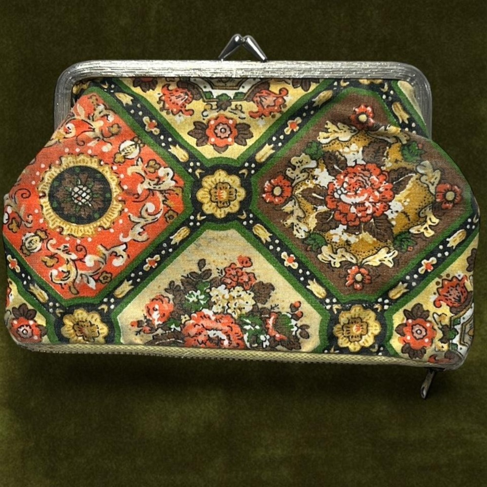 Vintage 70s Psychedelic Floral Kiss Lock Pouch OS